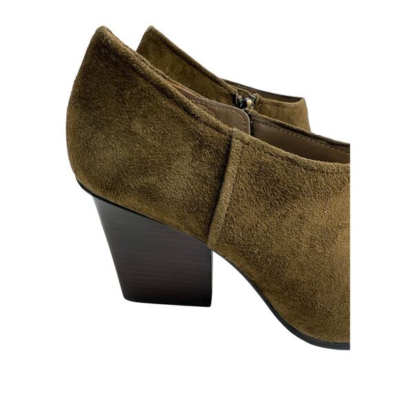 Donald J Pliner Khaki Green Suede Verie Pointed Toe Ankle Boots Booties 7.5 New - Picture 3 of 16